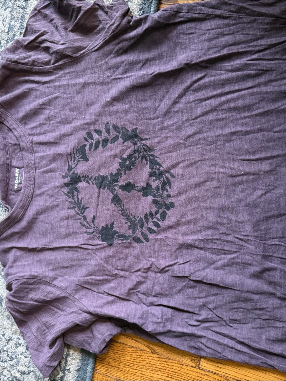 Woman’s t-shirt Large